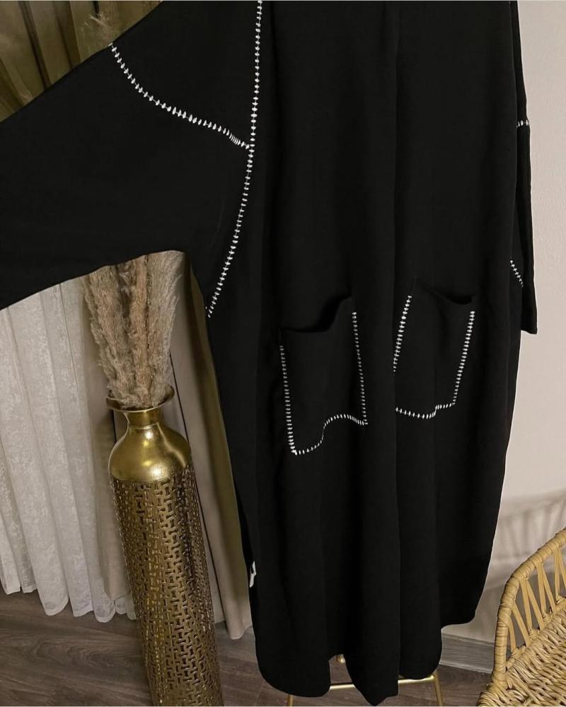 عباية صيفية رسميه بجيوب وتطريز ابيض مميز  القماش كريب ملكي كوري