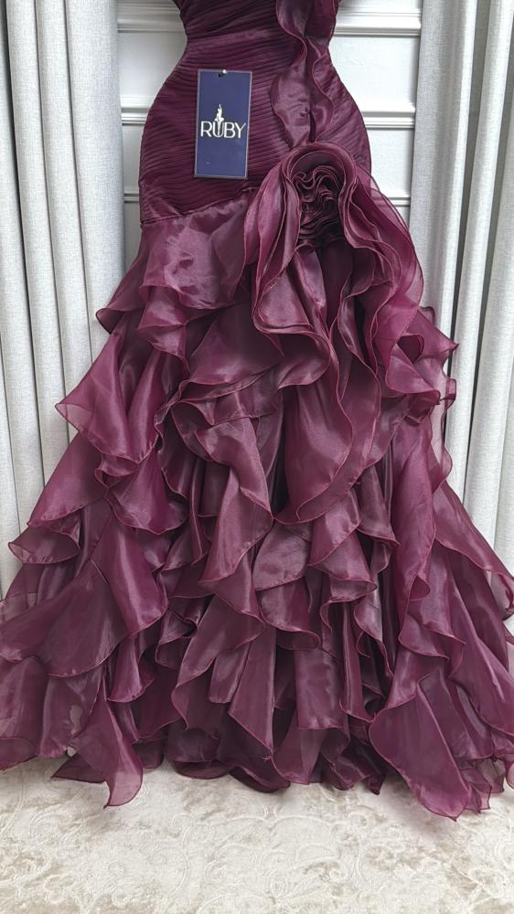 فستان سميره
