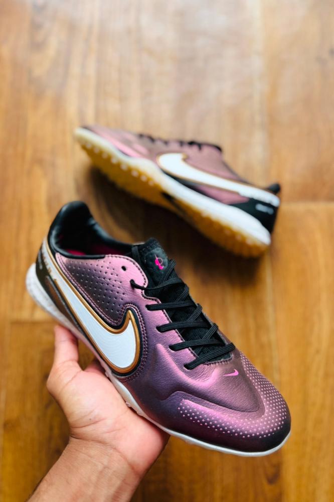 حـذاء Nike Teimpo TF