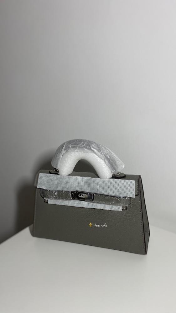 GRAY 22