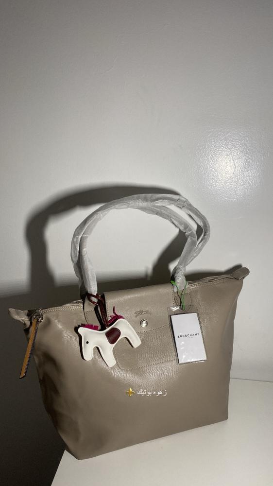 Longchamp leather creamy L