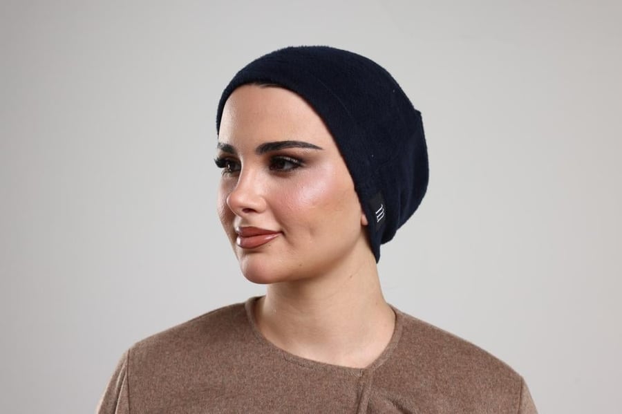 7 soft fur turbans navy blue