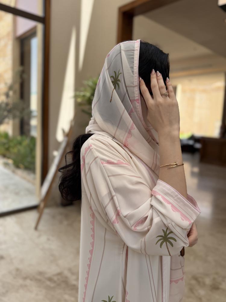 عباية كَرم