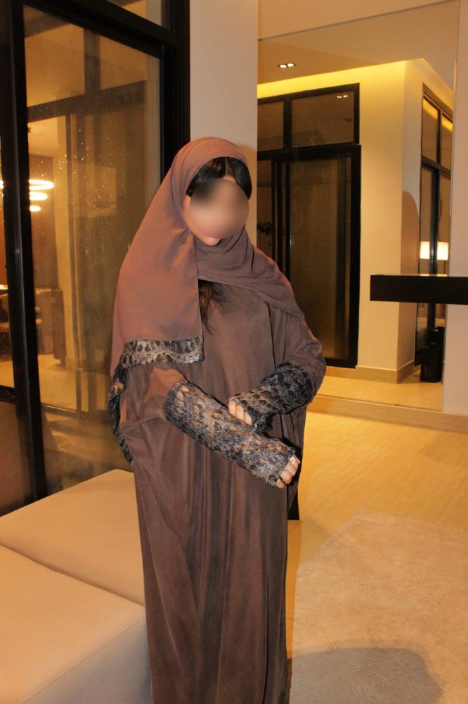 Cocoa Lace Half-Bisht Abaya