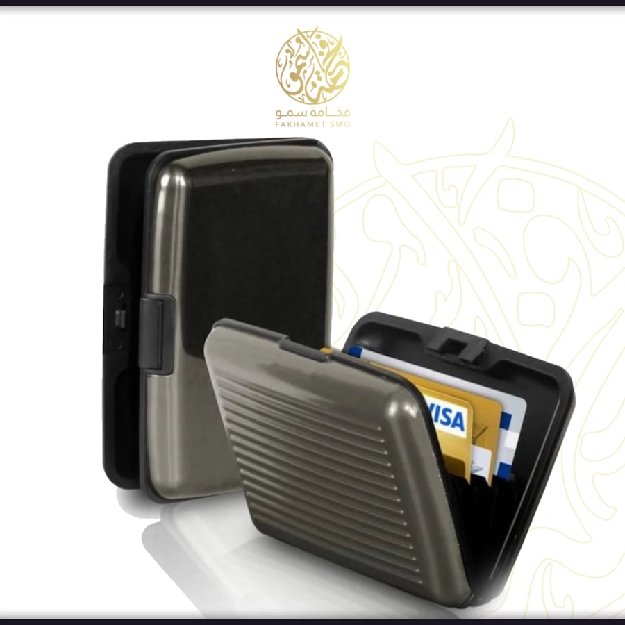 محفظة الكروت والبطاقات عشوائي اللون