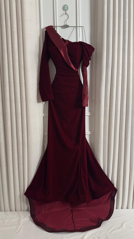 Soft dress in oud color