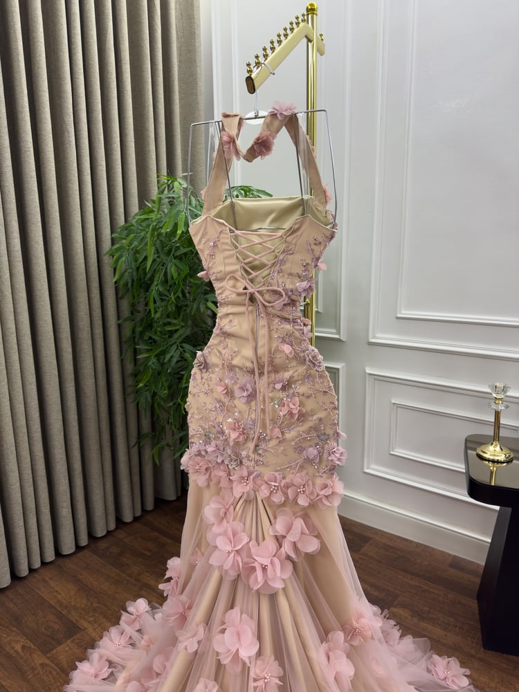 Evening dress pink decorated with pearls