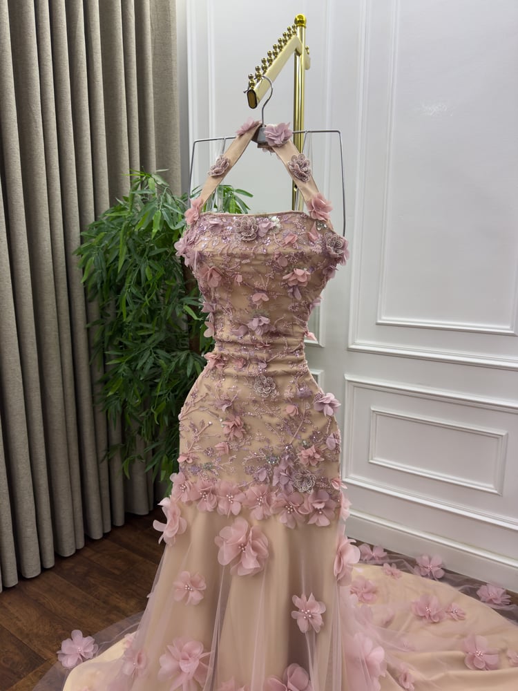 Evening dress pink decorated with pearls