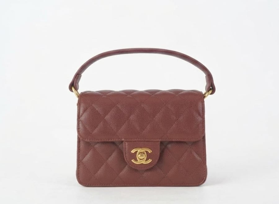 شنطة يد  CHANEL كلاسيك
