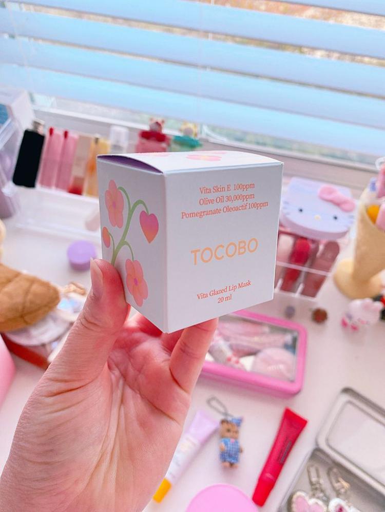 TOCOBO  Vita Glazed Lip Mask توكوبو مرطب للشفايف