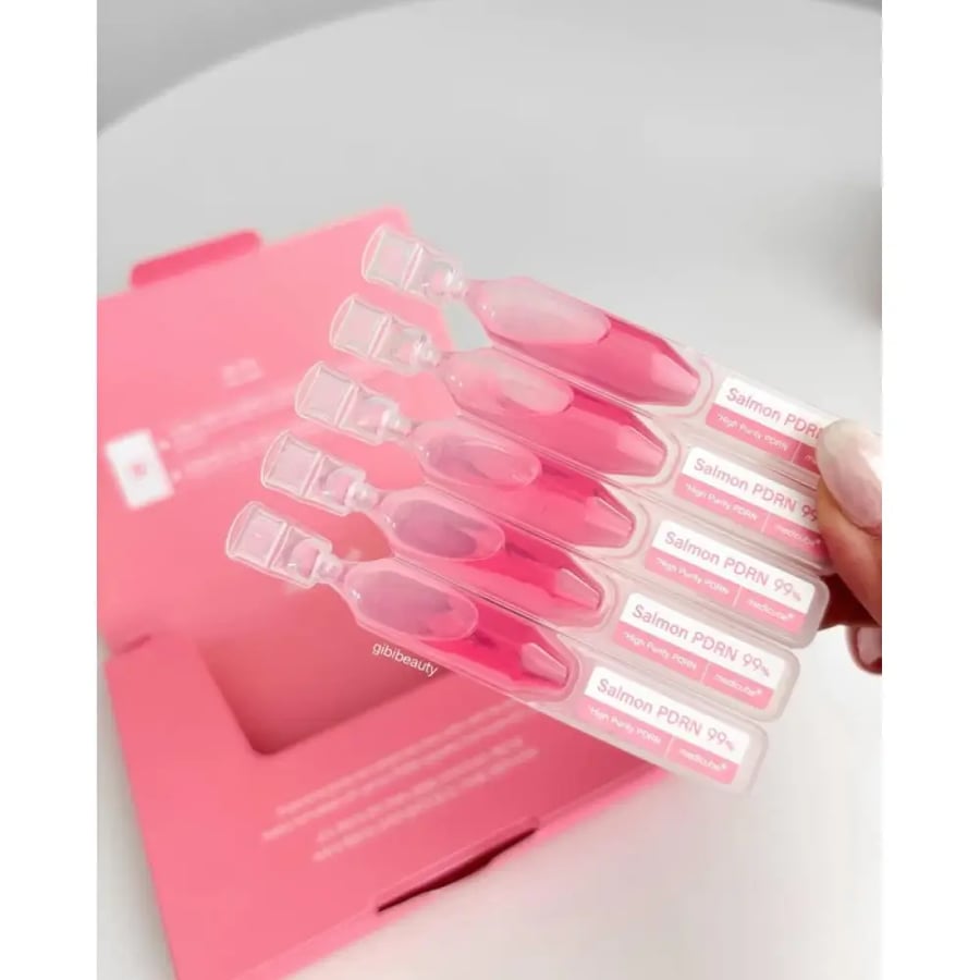 Medicube PDRN PINK ONE DAY SERUM ميدكيوب حمض السالمون النقي متعدد الاس