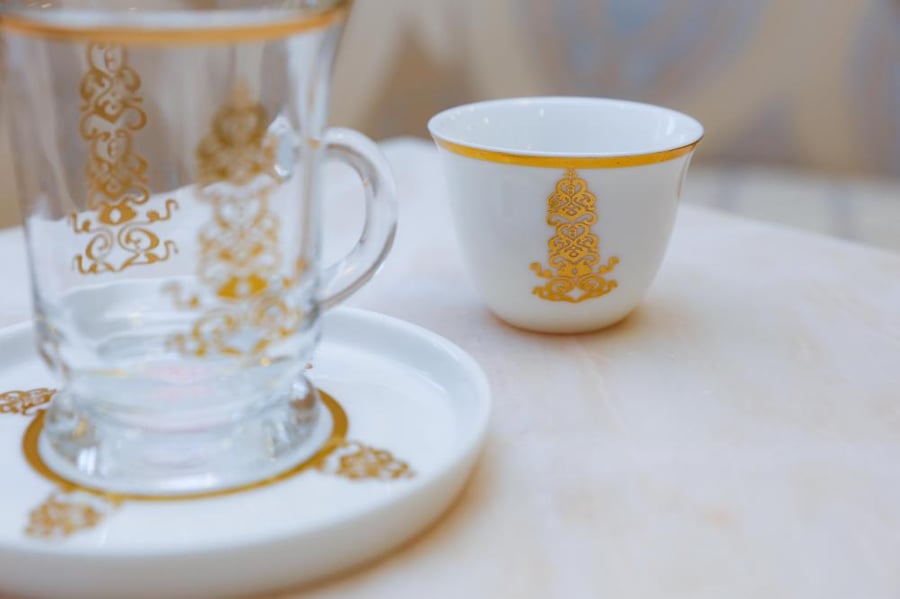 طقم بيالات و فناجين ٣٦ قطعه الراقي