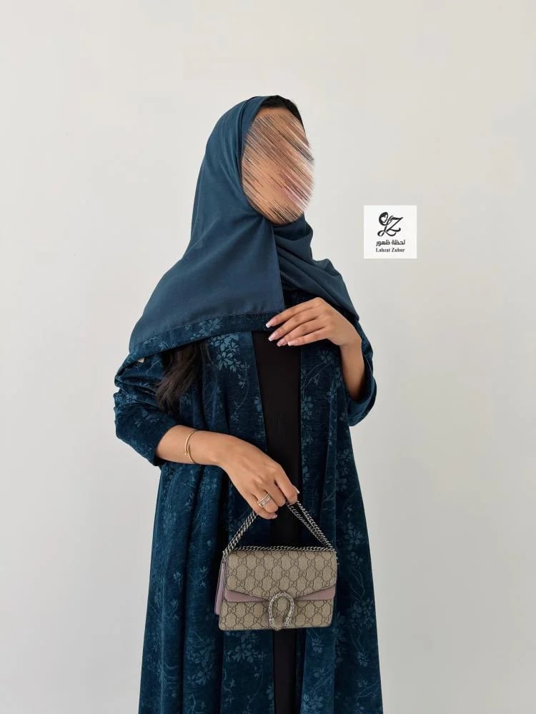 عبايه دبل كلوش بقماش مخمل تركي مشجر