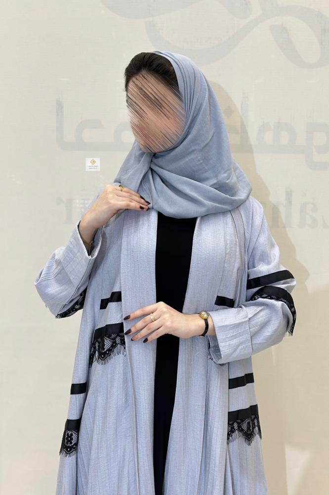 عبايه عروب تربل كلوش بقماش لنن بتدخيلات دانتيل فخم