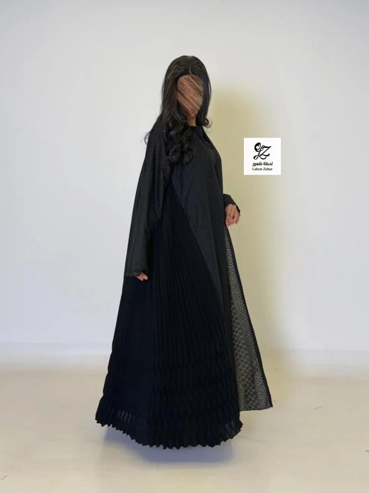 عبايه ركاما كلوش بتدخيل كسرات ثري دي اسود