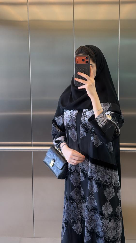 عبايه ذهب