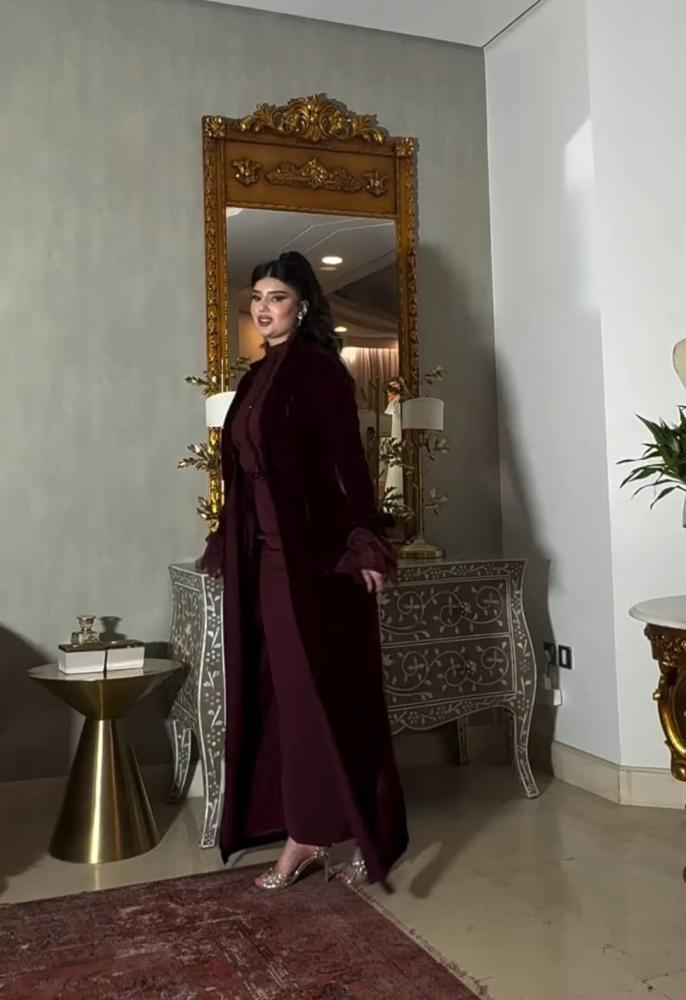 فستان باربي ودانتيل جاكت باربي