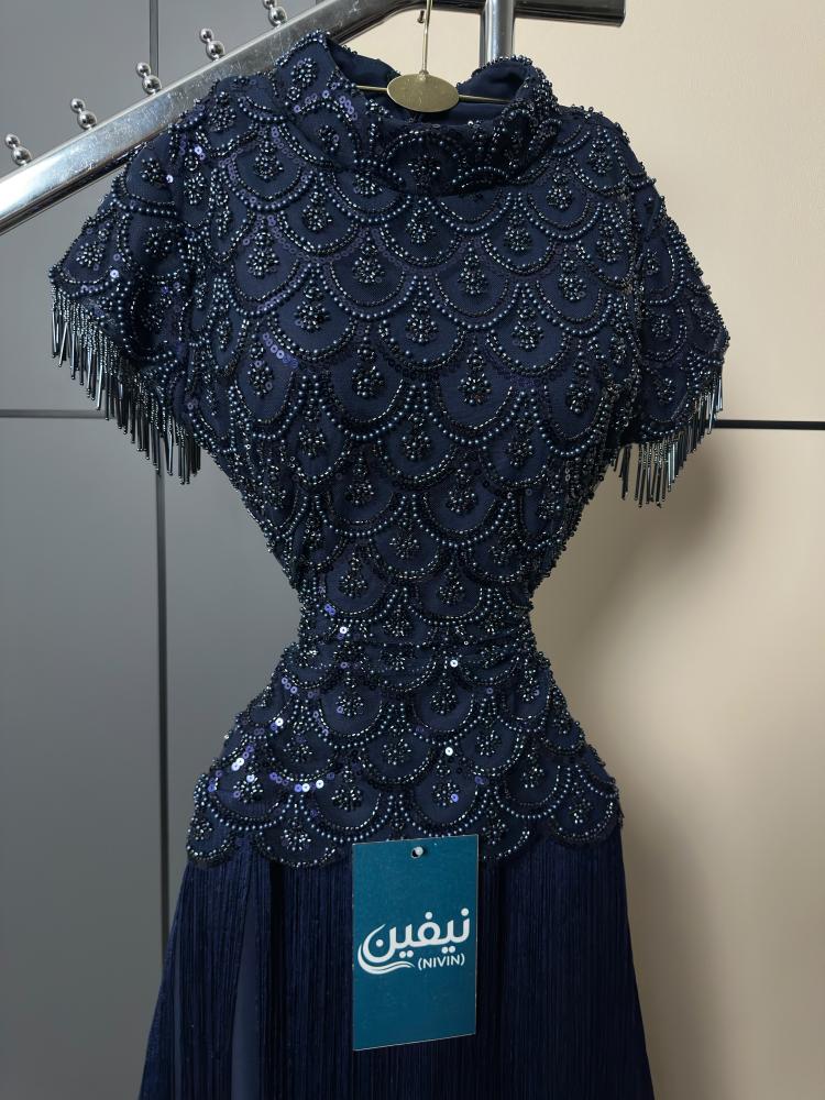 فستان ثريا