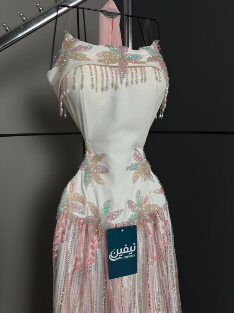 فستان سهرة لؤلؤة