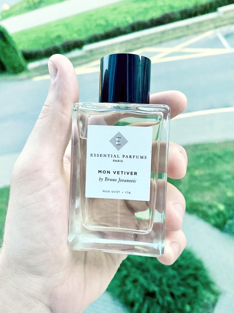 عطر ایسینشیال بیرفيوم مون فيتيفر 100 مل