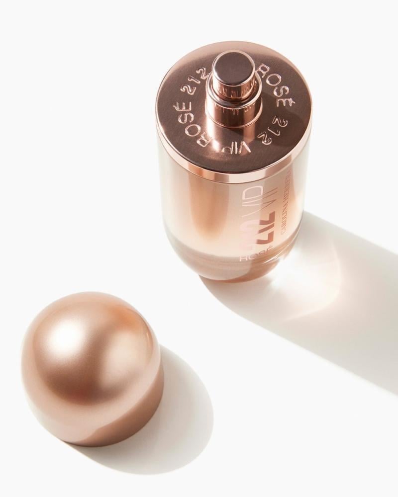 عطر شعر کارولينا هيريرا 212 في آي بي روز 30 مل