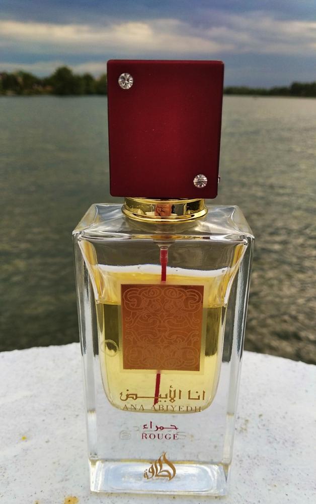 عطر لطافة انا الأبيض روج او دو بارفيوم 60 مل