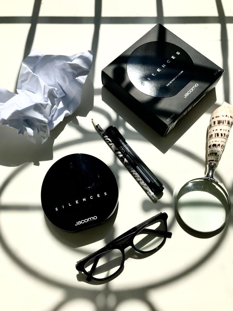 عطر جاكوما سايلنس النسائي أو دو بارفيوم 100 مل