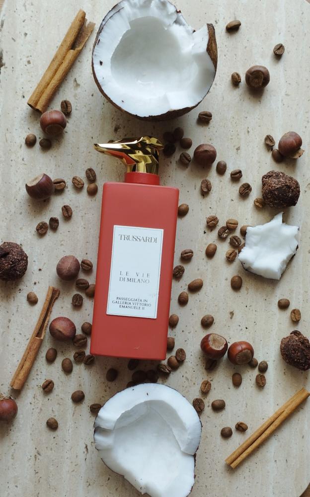عطر تروساردي لو في دي ميلانو باسيجياتا إن جاليريا فيتوريو إيمانويل 2 أو دو بارفيوم 100 مل