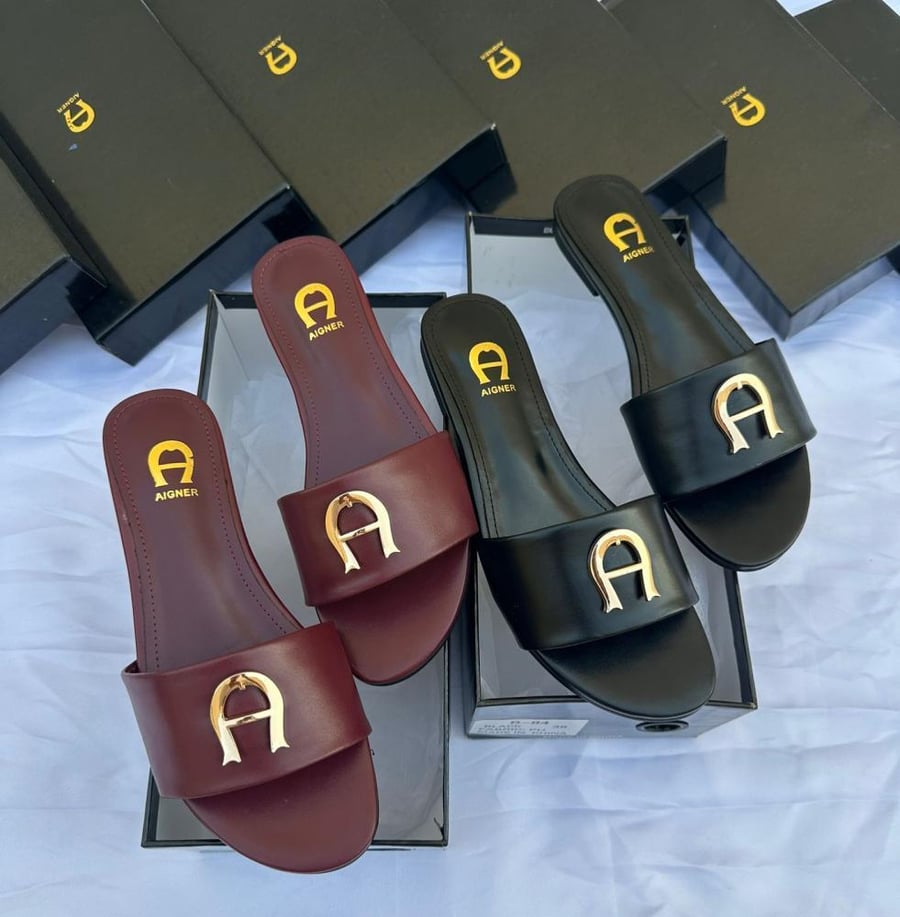 حذاء Aigner الأنيق يجمع الراحة بالأناقة