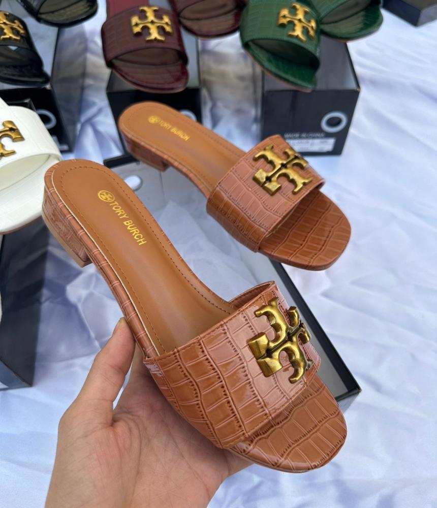 سليبر انيق من توري بورش