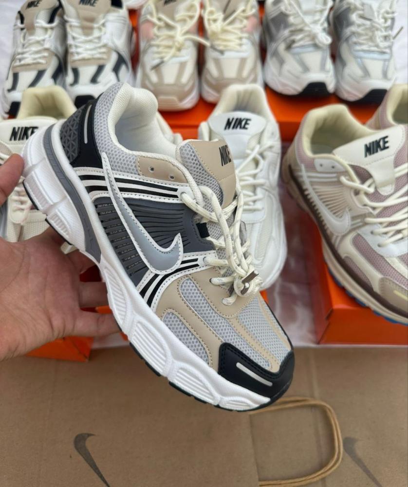 شوز رياضي من Nike