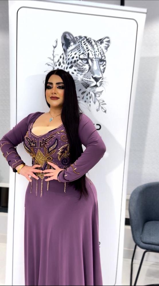 فستان كلوش شك بنفسجي فاتح