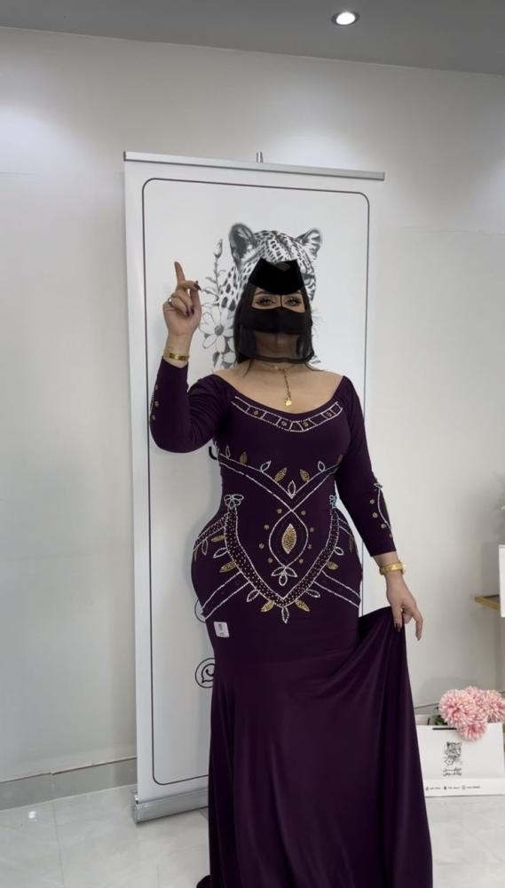 فستان بنفسجي كرستال