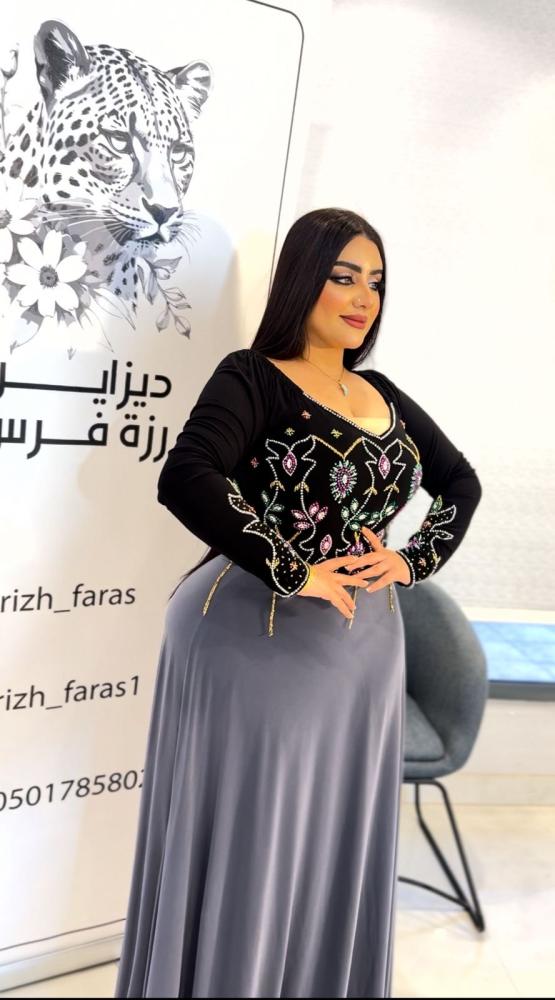 فستان شك كلوش اسود