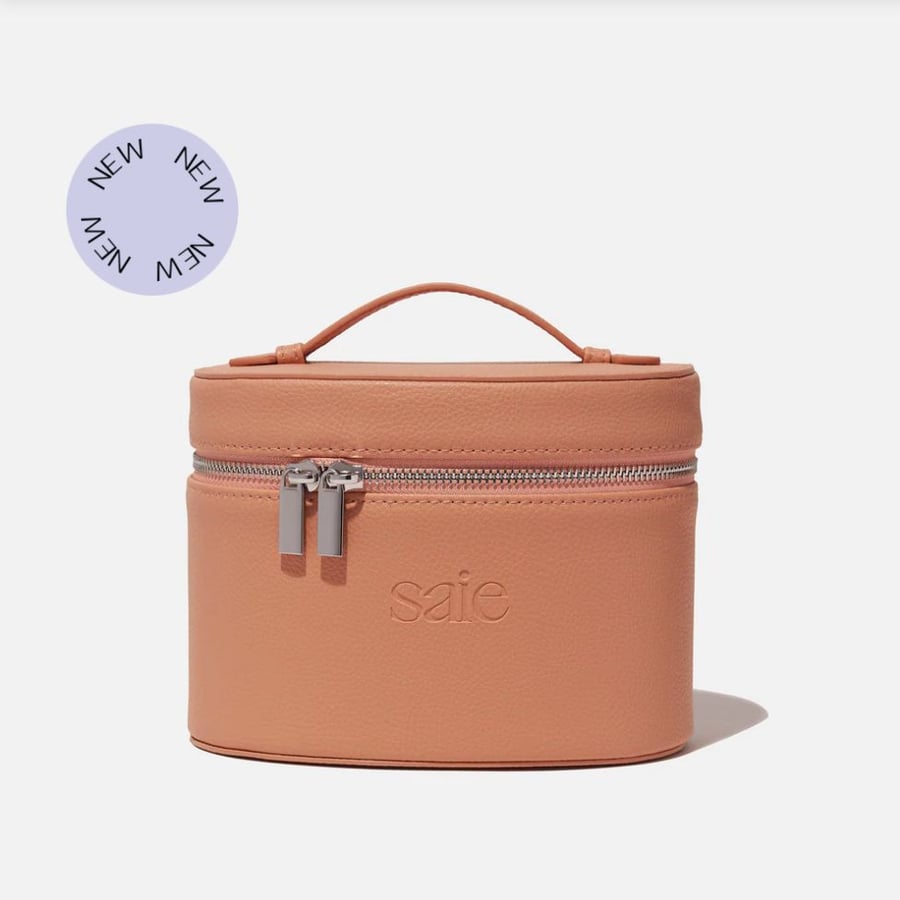 THE MINI VANITY CASE