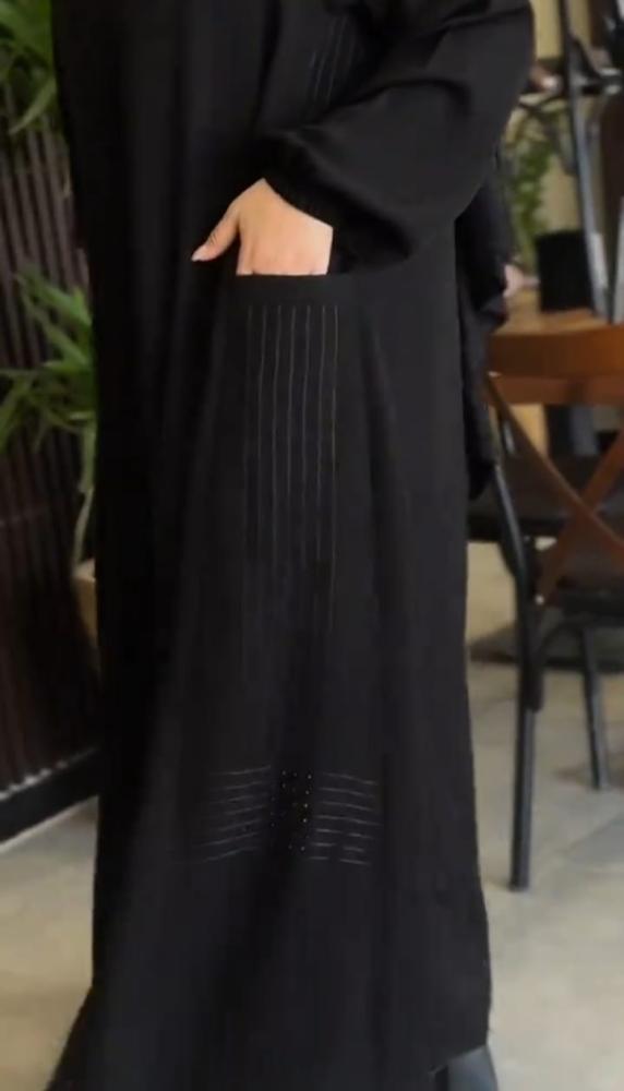 عبايه بجيوب مثالية للإطلالات اليومية