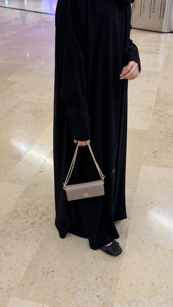عبايه سادة