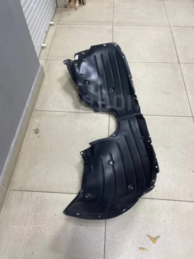 بطانة كفر يمين CX-30 اصلي