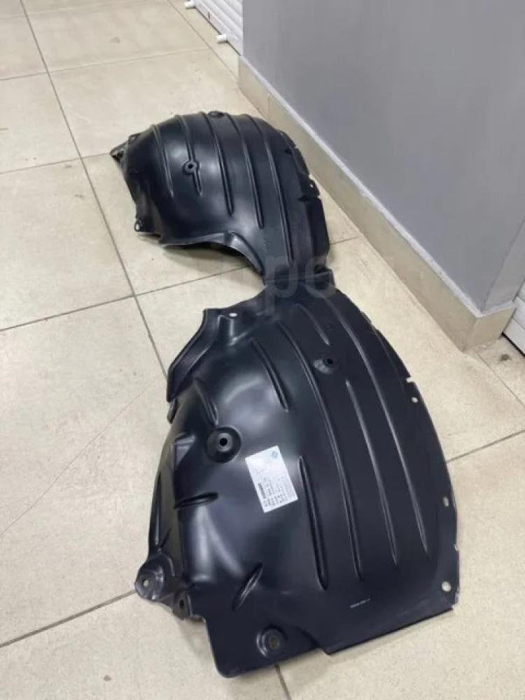 بطانة كفر يمين CX-30 اصلي