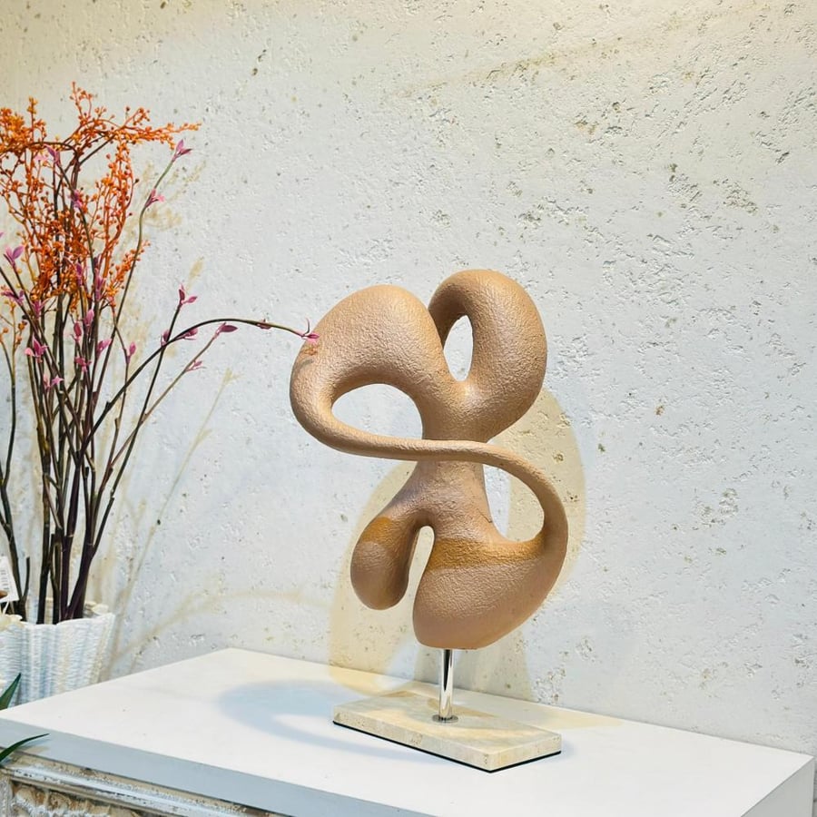 زينة ديكور بتصميم نحت  تجريدي قاعده رخام  -44×20×10سم