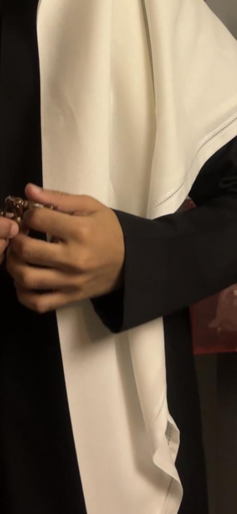 غترة هائم الشتويه  كريمي