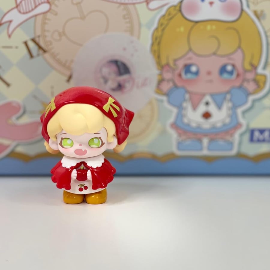 مجسم يارا - Scarlet Hood
