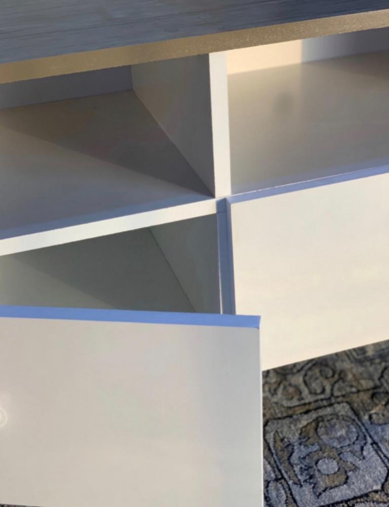 طاولة بلازما