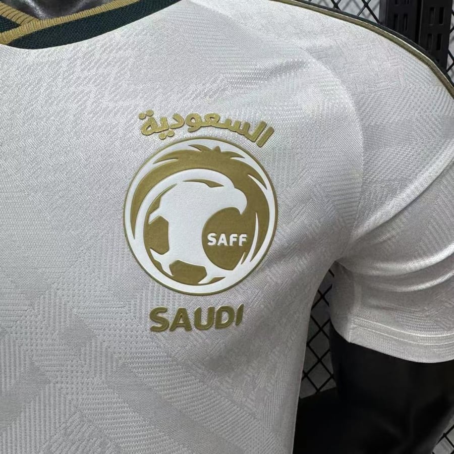تيشيرت المنتخب السعودي الابيض 26/27