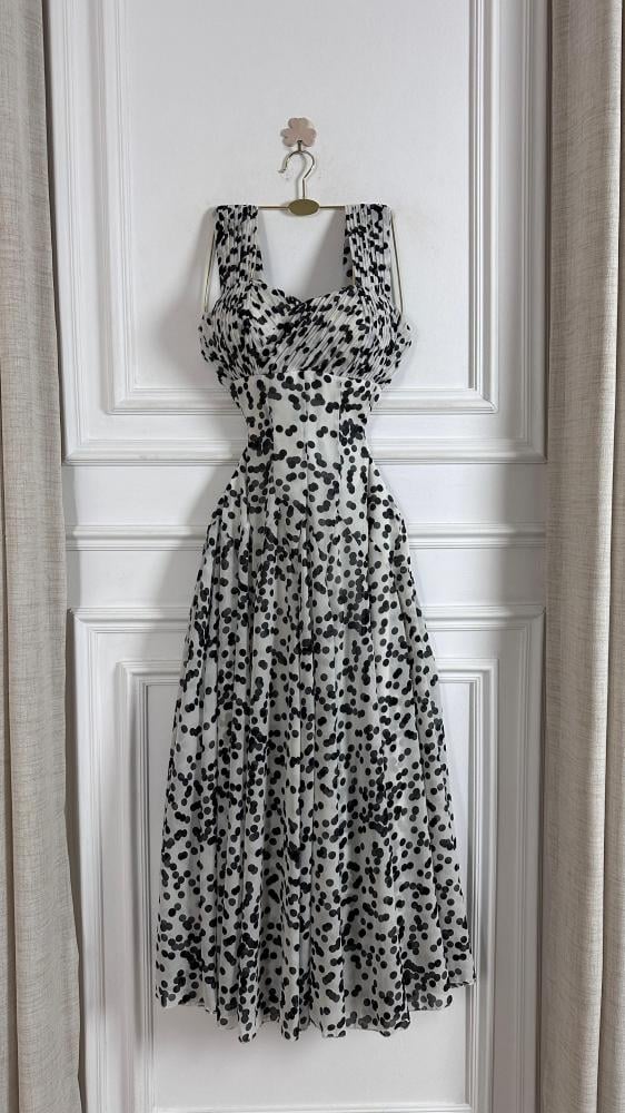 Evening dress black fabric Georgette dotted and lining