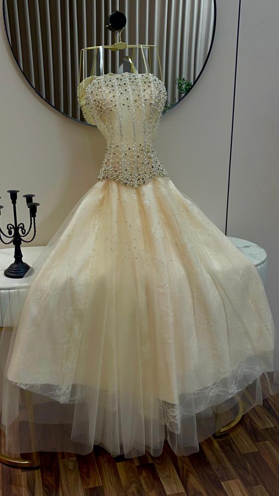 فستان سهرة سكري الخامة تل. دانتيل تطريز للمناسبات والأعراس