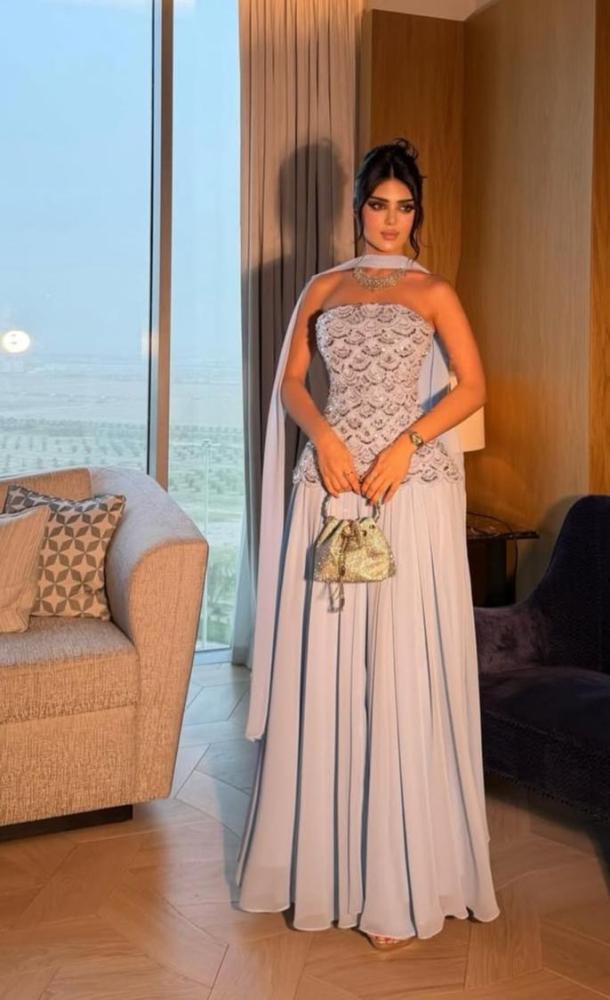 فستان سهرة أزرق الخامة شيفون جورجيت مع تل مطرز جاهز للمناسبات والأعراس