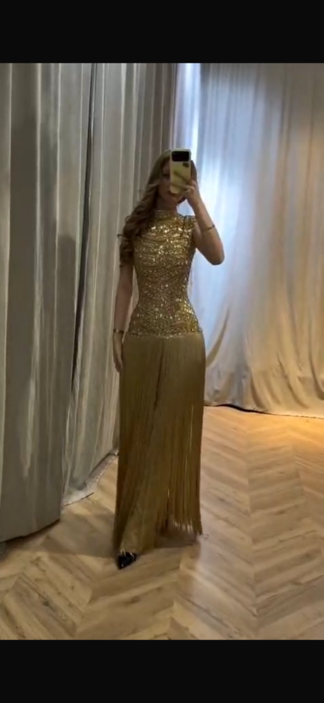 Evening dress gold material embroidery hand + fringe lining tear