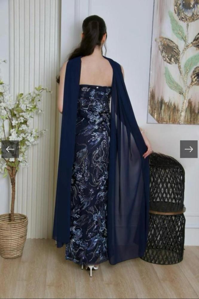 Evening dress black floral