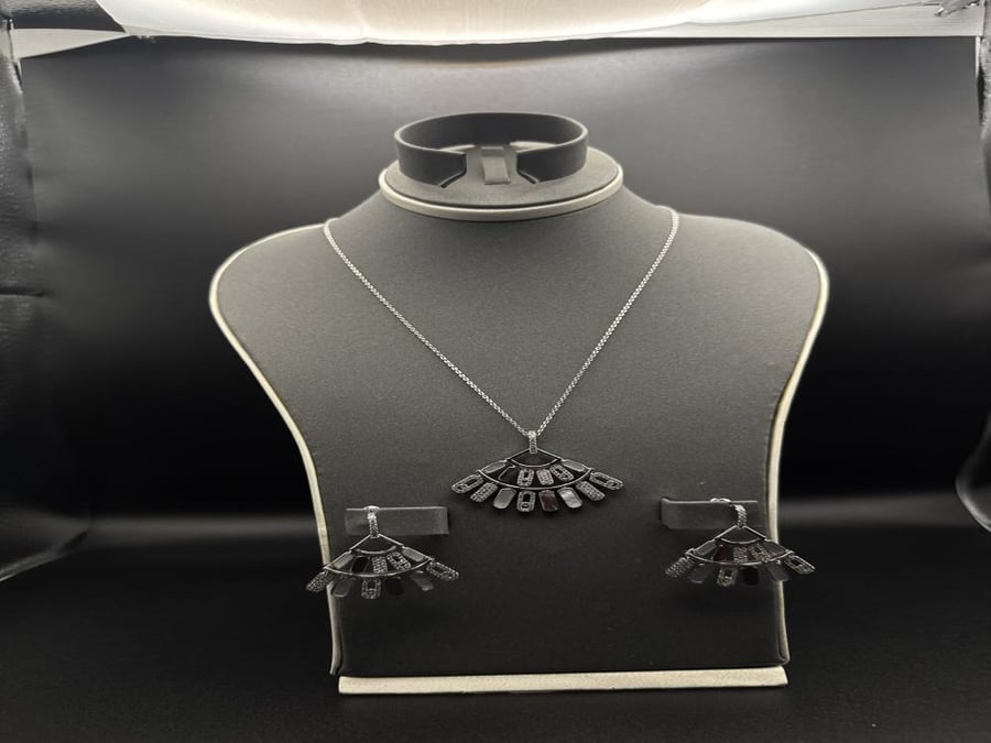 4-piece accessory set